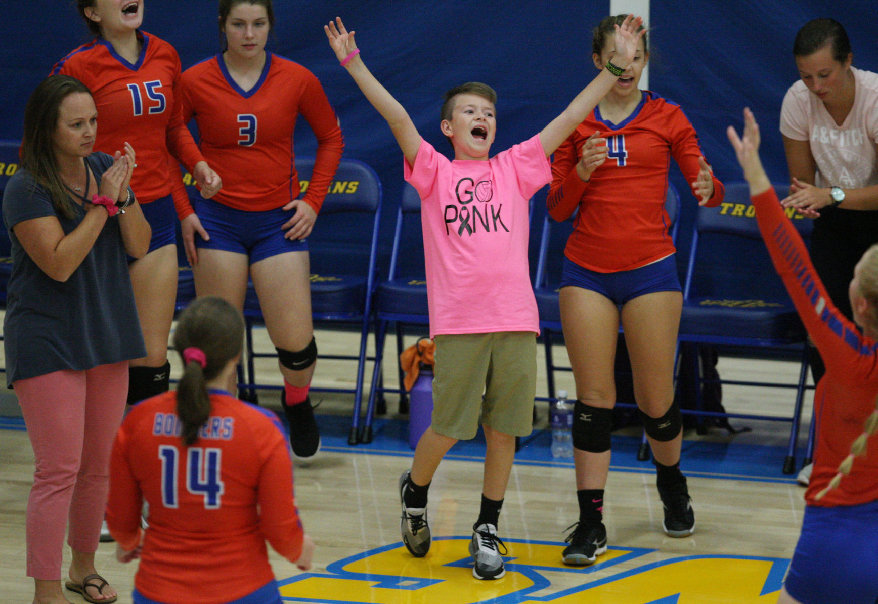 Maroa Forsyth vs Argenta Oreana volleyball 5 9.4.18.jpg